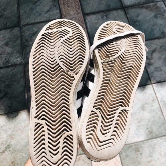 Adidas Superstar Sneakers - Picture 5 of 6